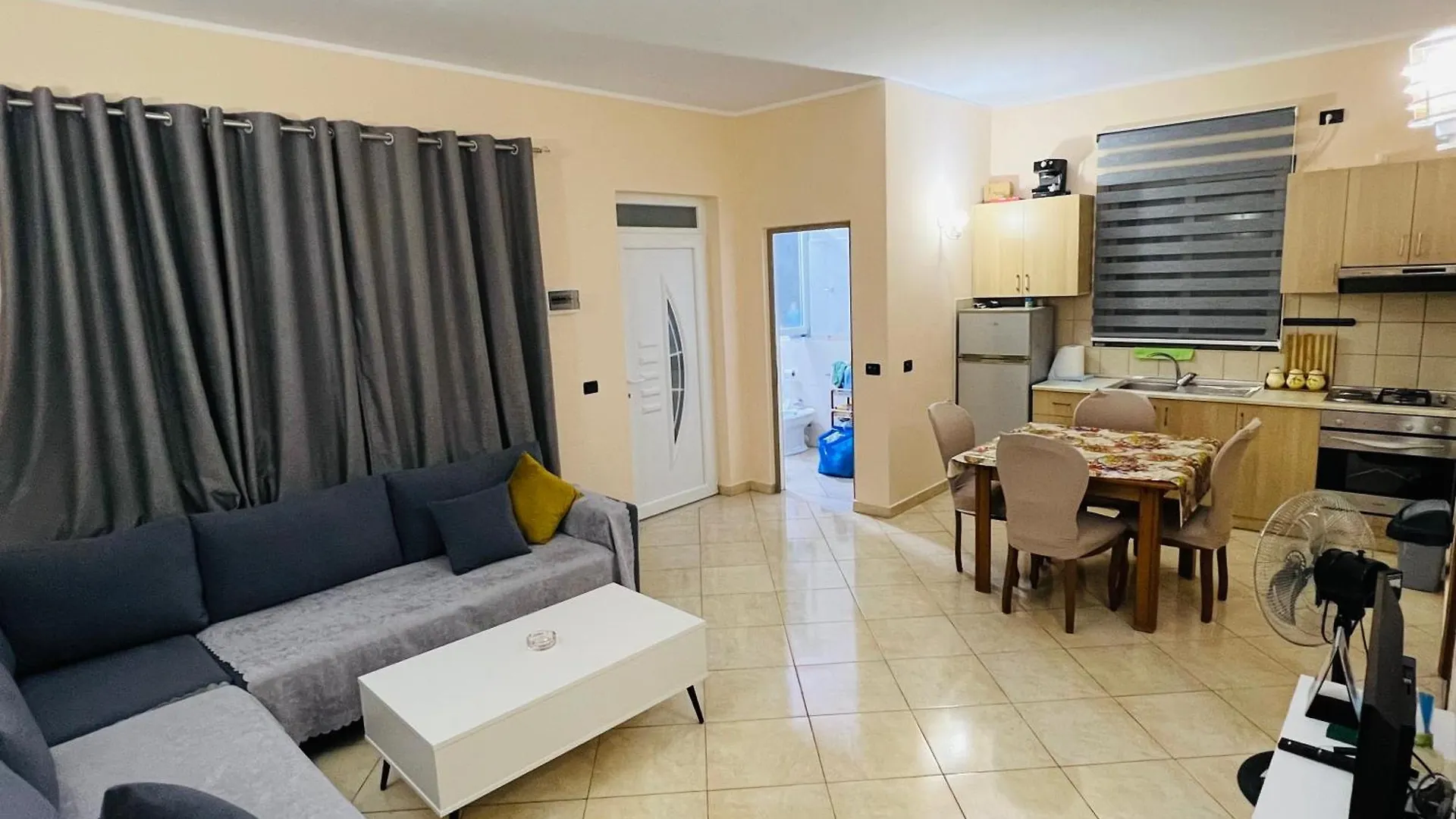 kontakty Villa Velipoja